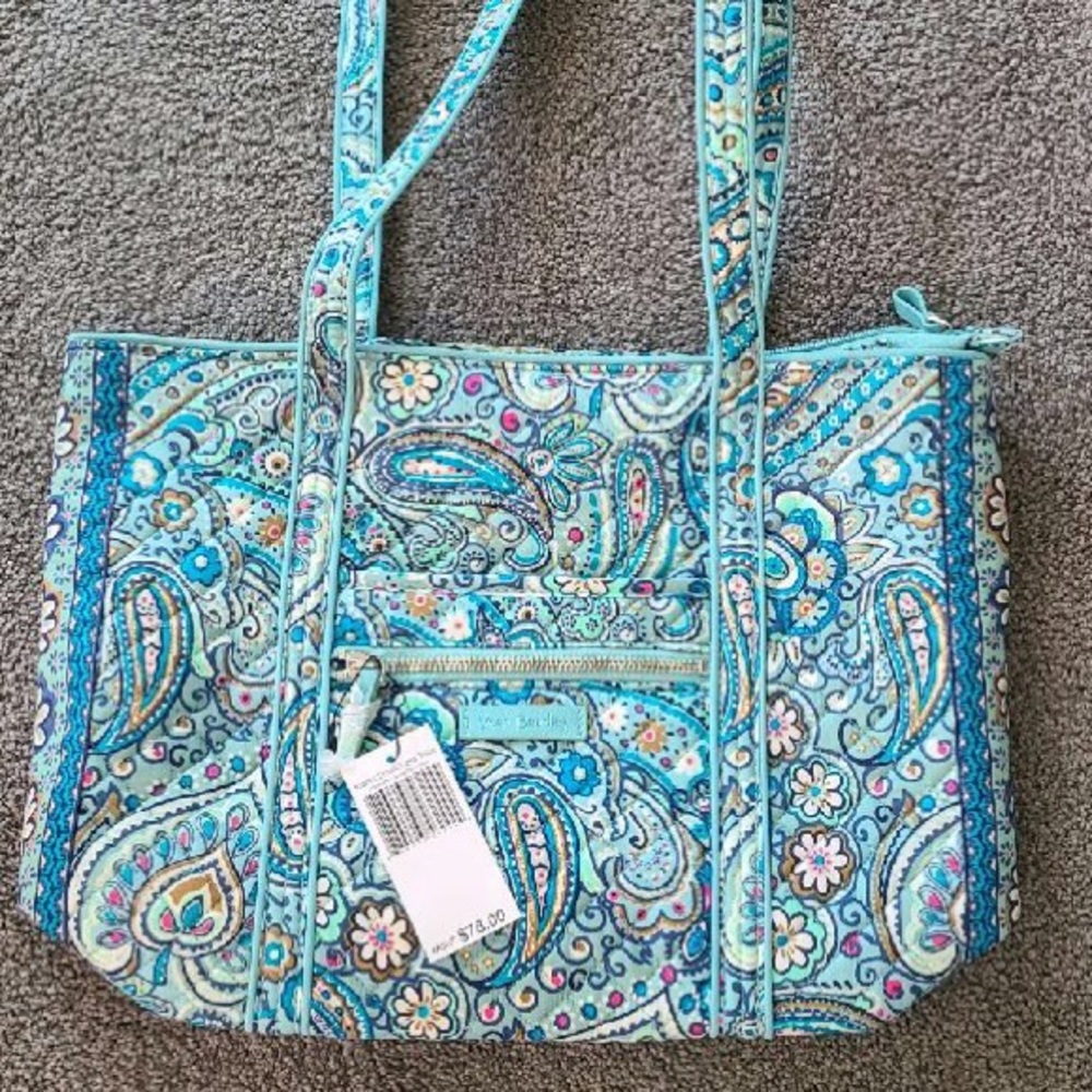 Vera Bradley tote